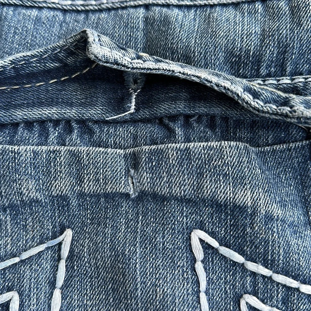👖 True Religion Bobby Super T Jeans – Distressed Vintage Style